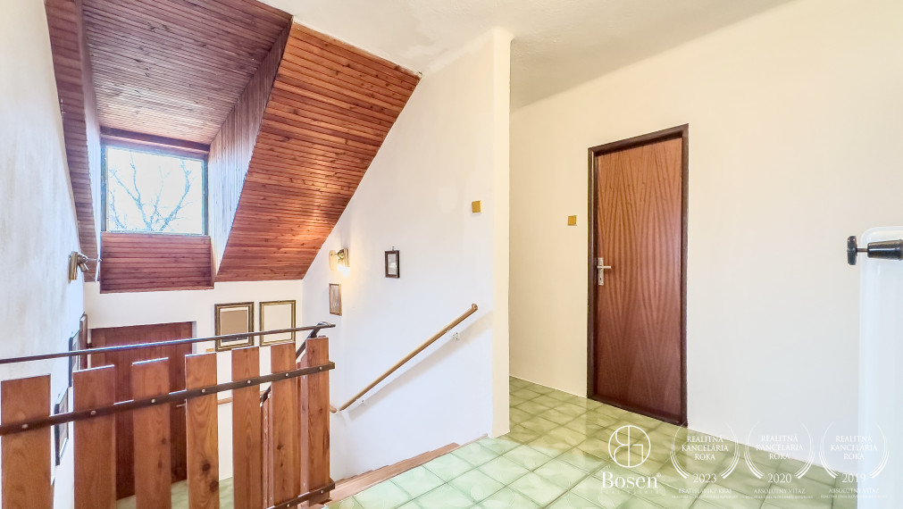 BOSEN | Rezervované, rodinný dom s veľkým pozemkom, Kalinovo.