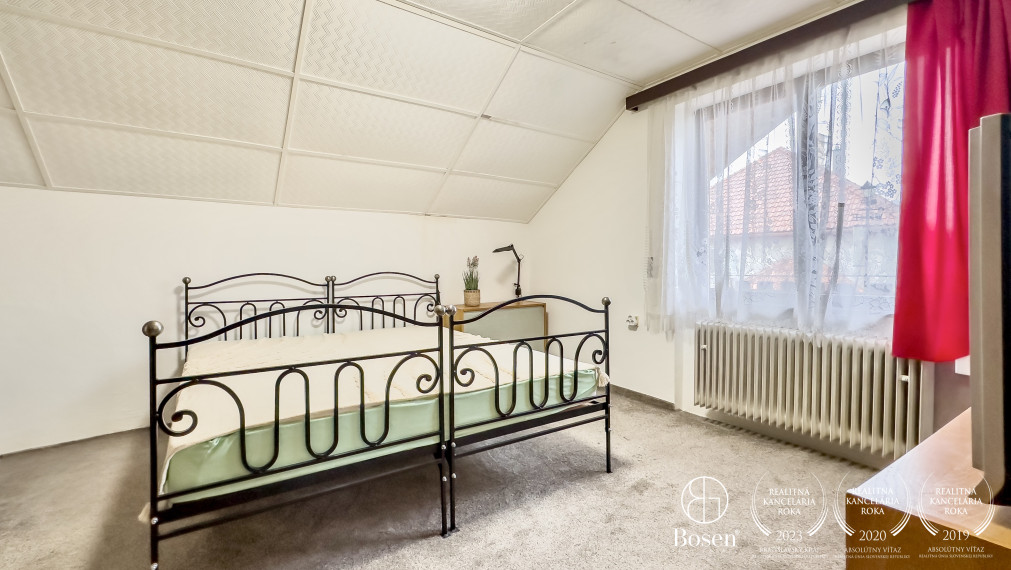 BOSEN | Rezervované, rodinný dom s veľkým pozemkom, Kalinovo.