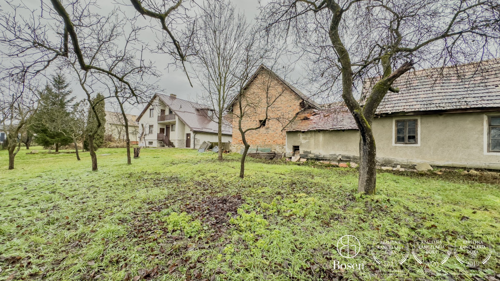 BOSEN | Rezervované, rodinný dom s veľkým pozemkom, Kalinovo.