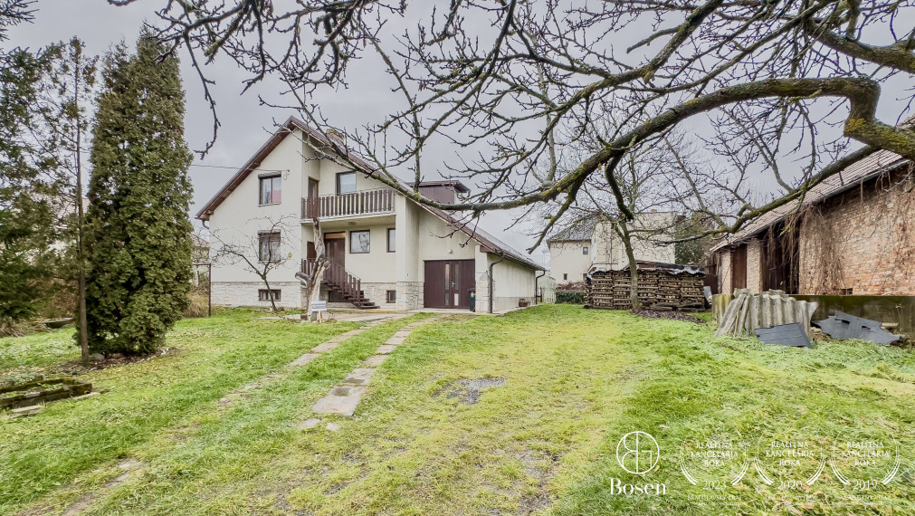 BOSEN | Rezervované, rodinný dom s veľkým pozemkom, Kalinovo.