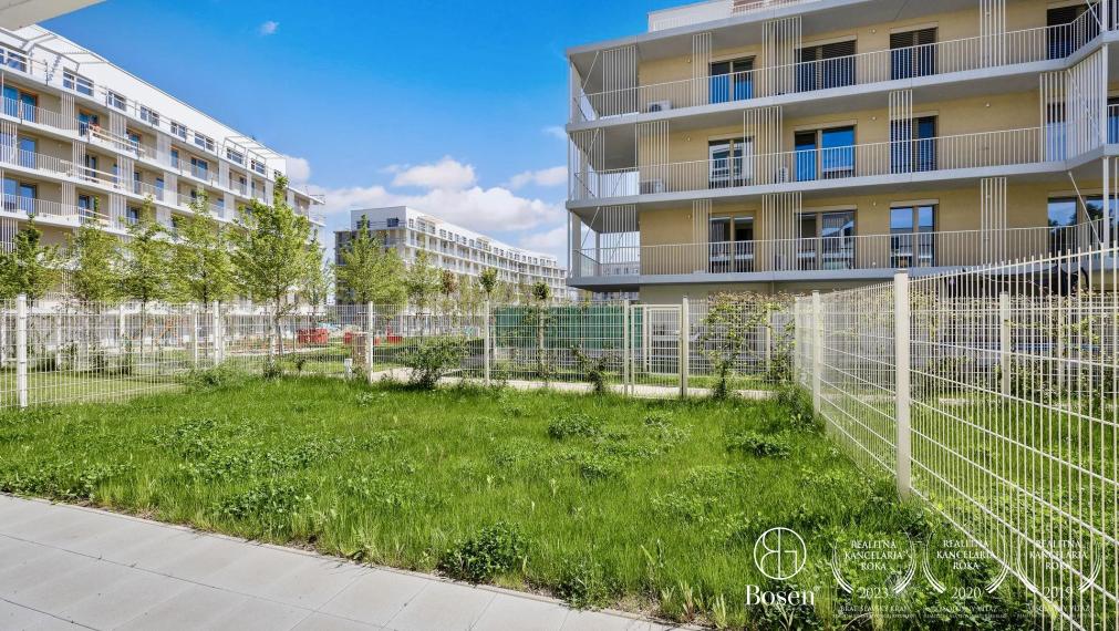 REZERVOVANÉ - BOSEN | Moderný 2-izbový byt s predzáhradkou a pivnicou, Bajkalská, BA