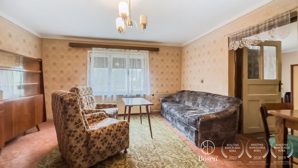 BOSEN | Na predaj, poschodový rodinný dom, Gemerský Jablonec.