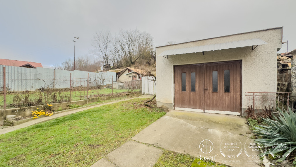 BOSEN | Na predaj, poschodový rodinný dom, Gemerský Jablonec.