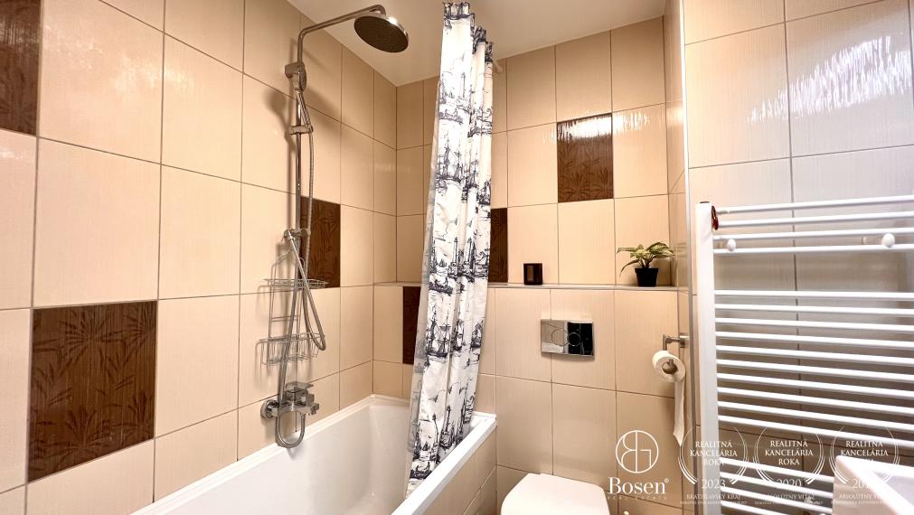 BOSEN | Prenájom - zariadený 1,5 izbový byt s parkovacím státím , Bratislava, Vietnamská ul.