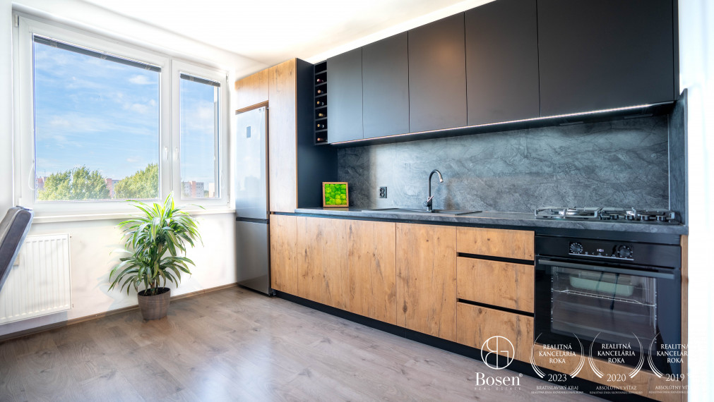 BOSEN | Na prenájom kompletne zariadený, klimatizovaný 1,5 izbový byt v centre Šamorína