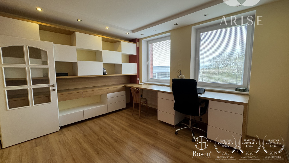 ARISE I Novinka na prenájom 2 izbový byt na sídlisku Šípok v Partizánskom