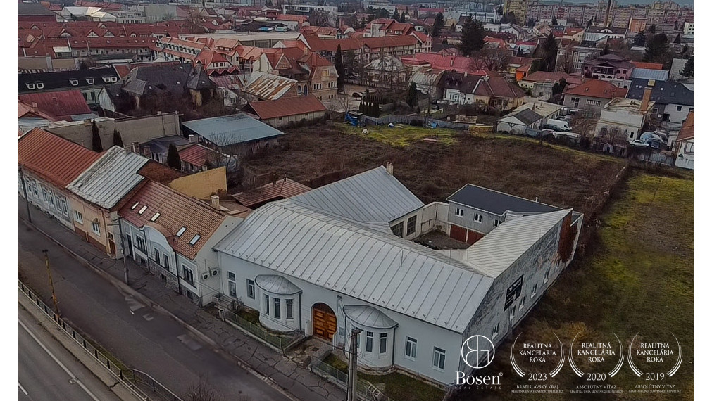 BOSEN | Historická budova z roku 1920 s veľkým potenciálom, Lučenec, 987m2.