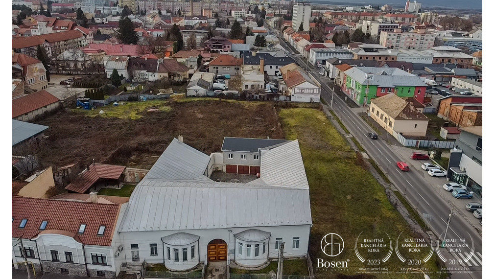 BOSEN | Historická budova z roku 1920 s veľkým potenciálom, Lučenec, 987m2.