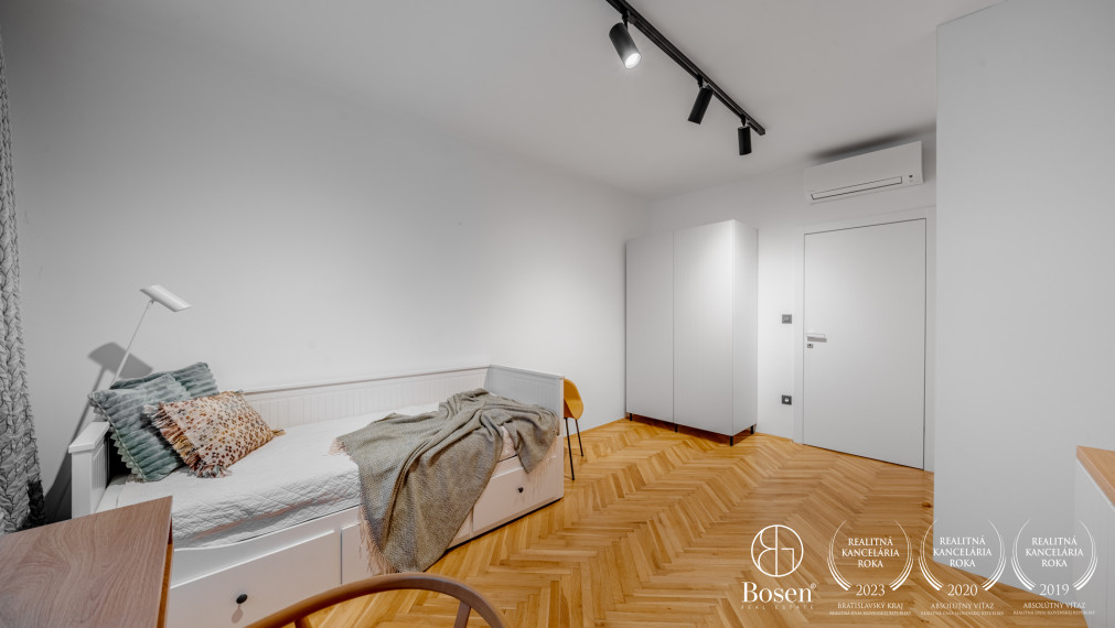BOSEN | PRENÁJOM kompletne zariadený, klimatizovaný 3 izbový byt v Novom Meste