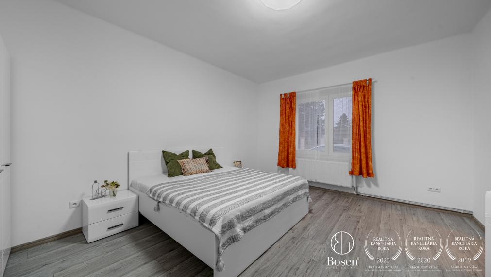 BOSEN | Prenájom 4 izbový rodinný dom s garážou, Farebná ulica, Bratislava - m.č. Ružinov - Prievoz