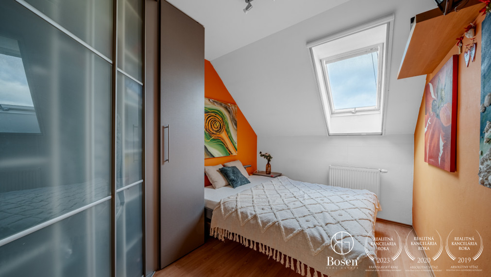 BOSEN | Dvojpodlažný rodinný dom s garážou, Sereď