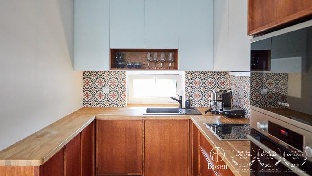 BOSEN | 4-izbový rodinný dom na prenájom, Vinosady