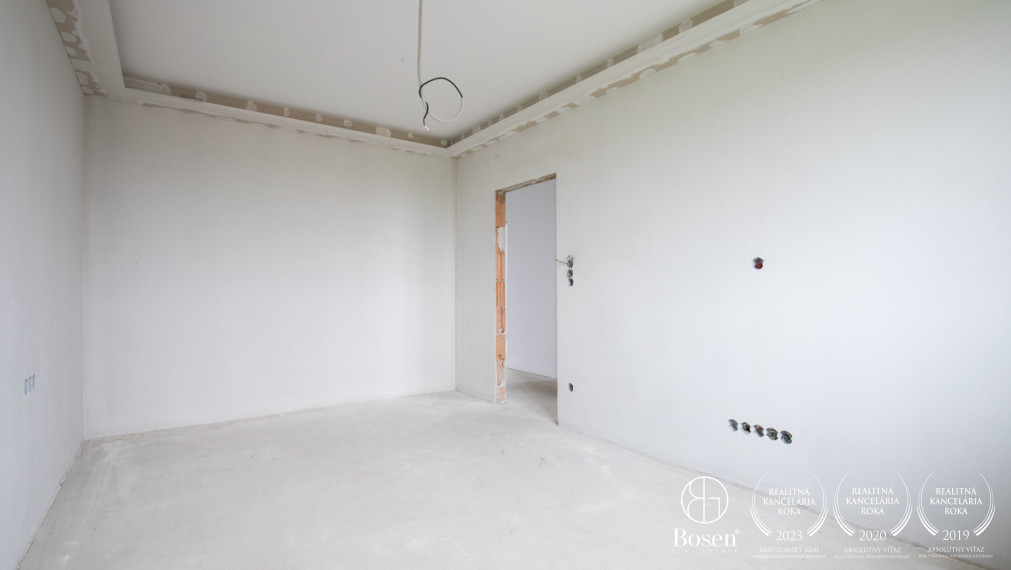 BOSEN | Poschodový 5i RD s tepelným čerpadlom v Lehniciach