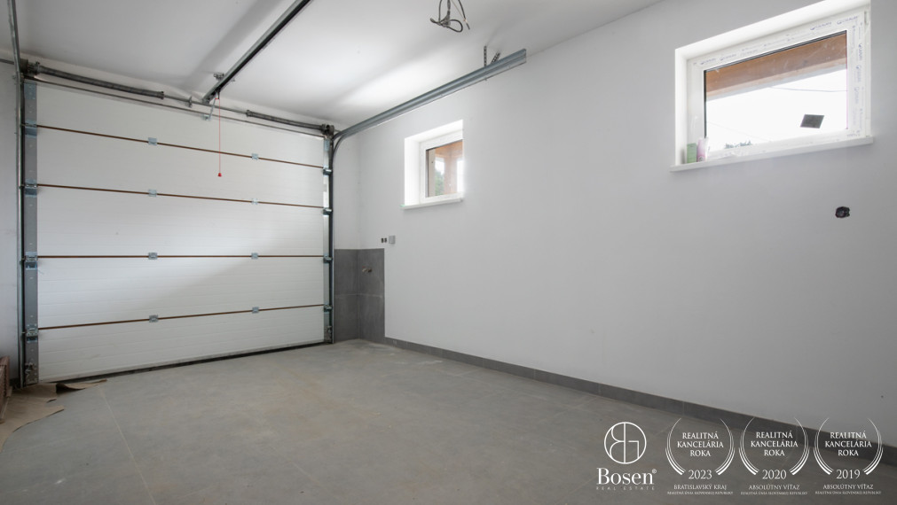 BOSEN | Poschodový 5i RD s tepelným čerpadlom v Lehniciach