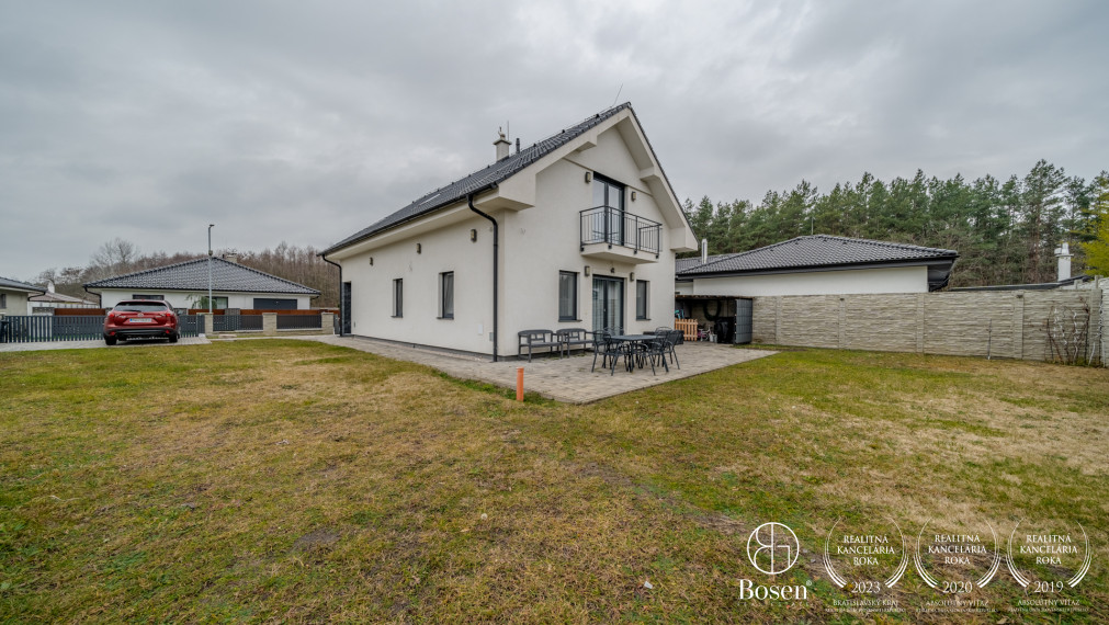 BOSEN | Novostavba 5 izbového rodinného domu Malacky - Píniová Alej