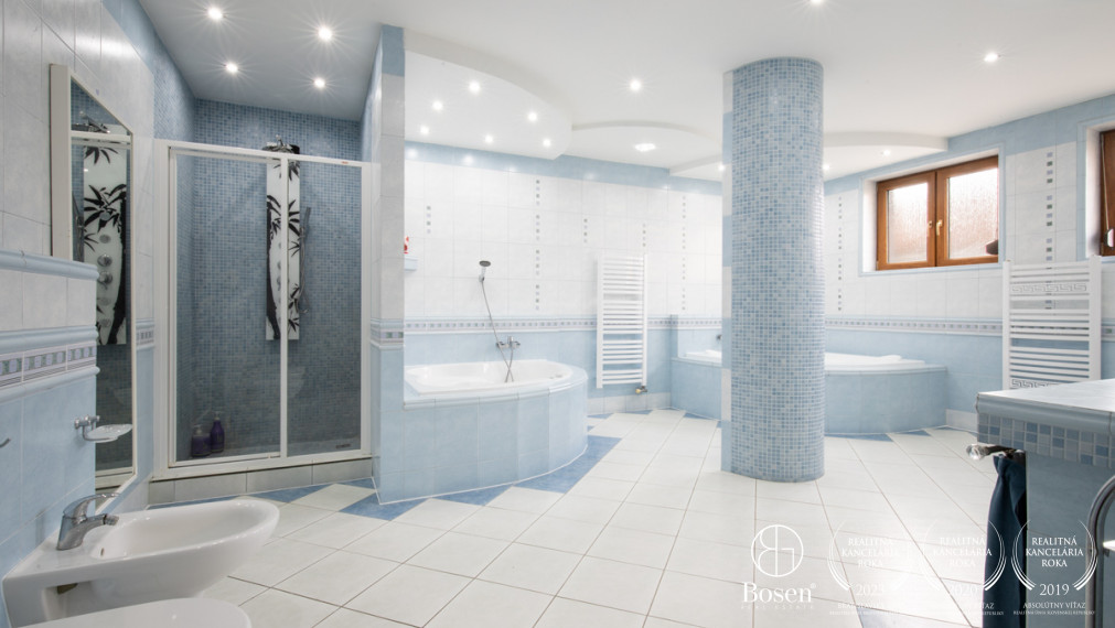 BOSEN | Rodinný dom pre náročných v lukratívnej časti obce Veľké Dvorníky