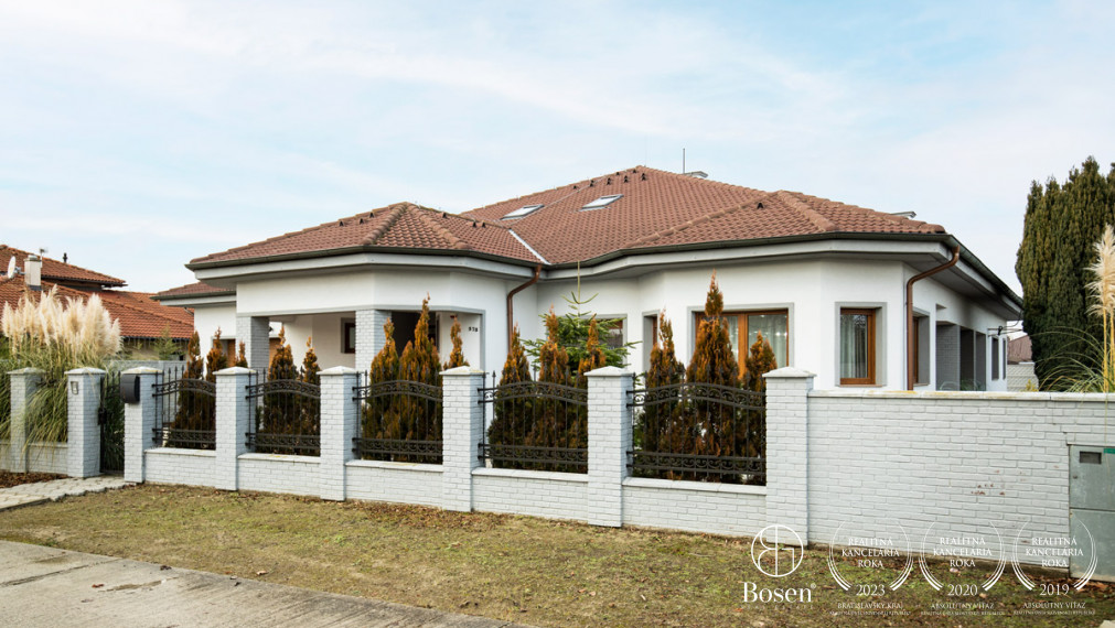 BOSEN | Rodinný dom pre náročných v lukratívnej časti obce Veľké Dvorníky