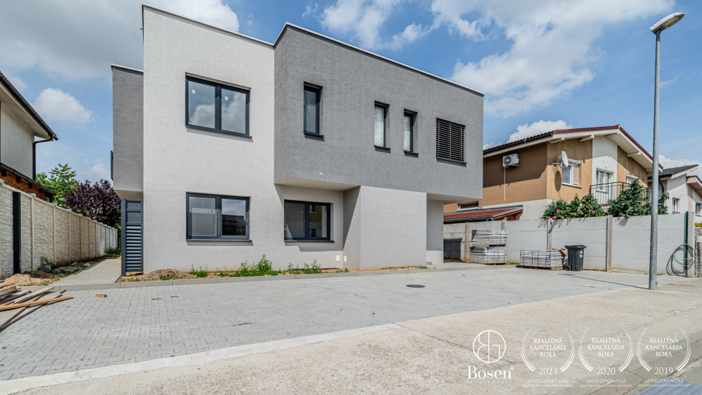 BOSEN | REZERVOVANÉ - 3 izbový mezonet v novostavbe, 2 x parkovacie státie, Stupava, ul. Sama Tomášika