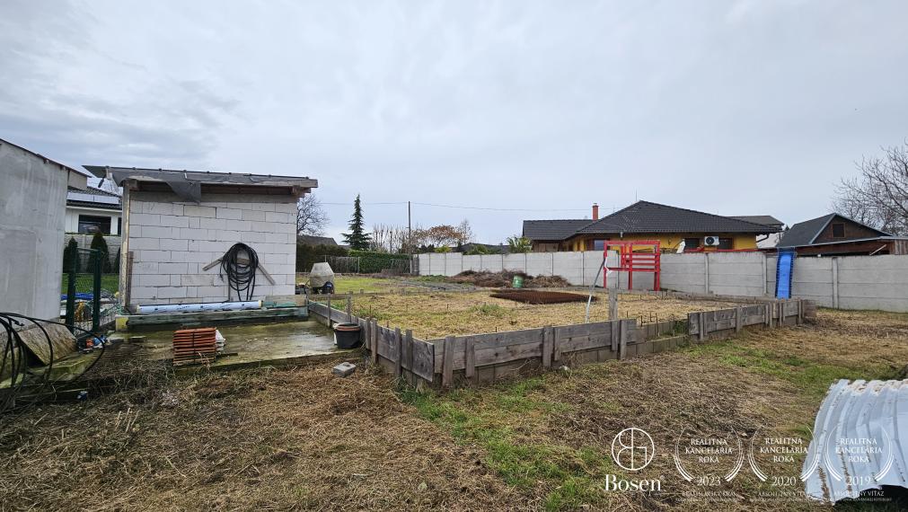 Bosen | Stavebný pozemok v obci Vojka nad Dunajom, okres DS