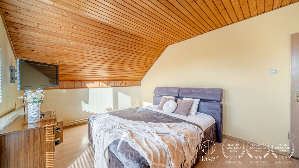 Bosen Group Vám ponúka exkluzívne na predaj 2 domy v jednom dvore.