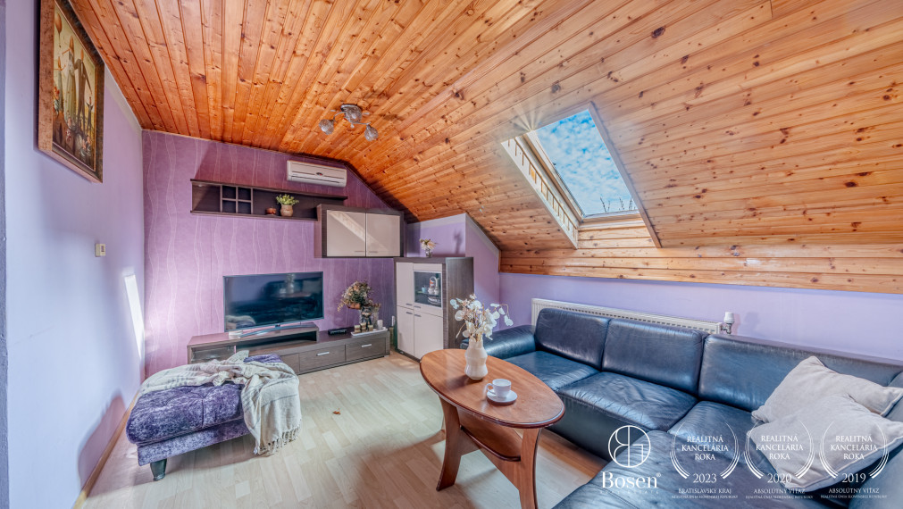 Bosen Group Vám ponúka exkluzívne na predaj 2 domy v jednom dvore.