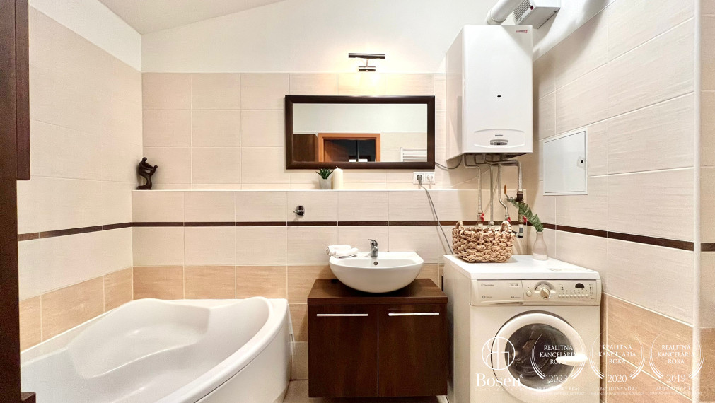 BOSEN | 1 izbový byt - mezonet, s parkovacím státím v Chorvátskom Grobe - časť Čierna voda