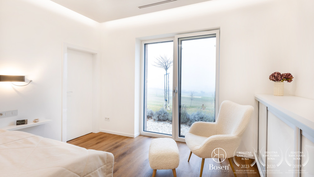 BOSEN | RD s bazénom na golfovom ihrisku Red Oak Nitra