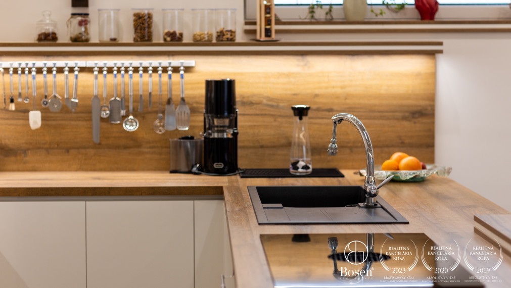 BOSEN | RD s bazénom na golfovom ihrisku Red Oak Nitra