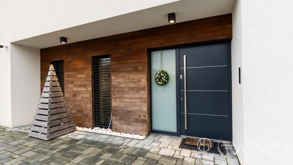 BOSEN | RD s bazénom na golfovom ihrisku Red Oak Nitra