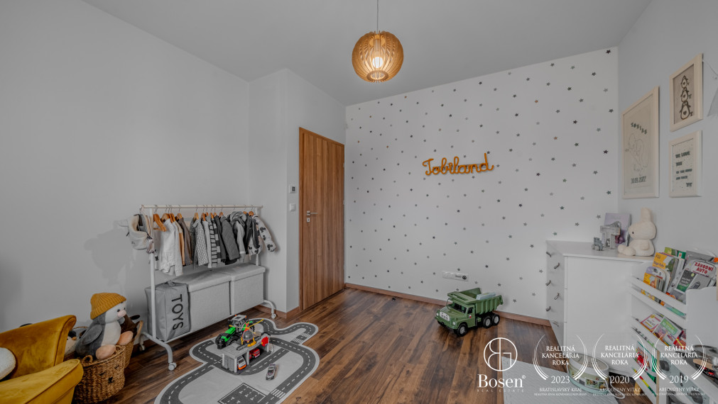 BOSEN | PREDANÉ | 4 izbový dom v slepej ulici, Most pri Bratislave, 102m2