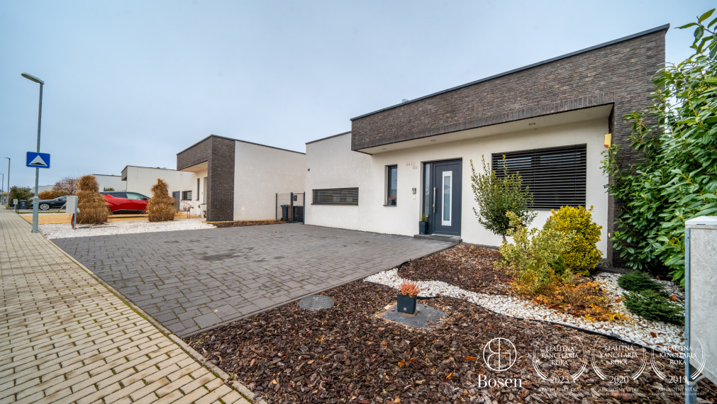BOSEN | PREDANÉ | 4 izbový dom v slepej ulici, Most pri Bratislave, 102m2