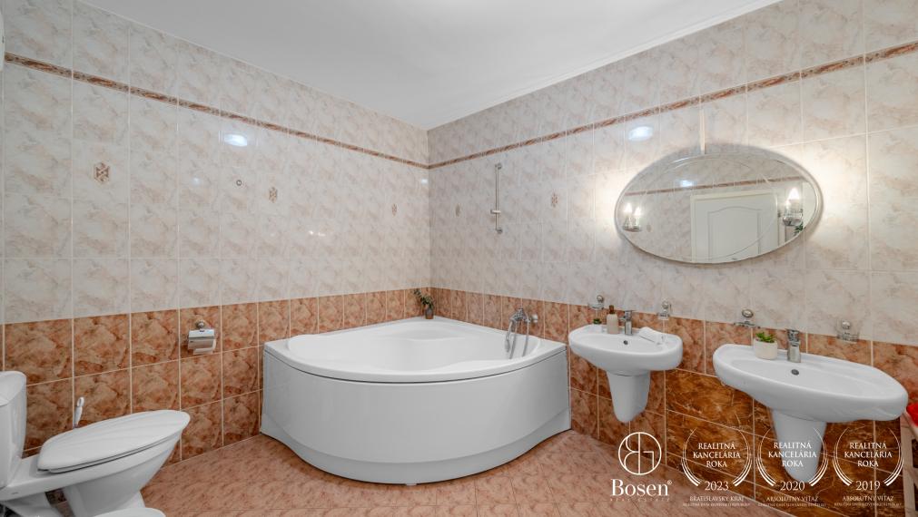 BOSEN | Prenájom 3 izbového bytu v blízkosti Horského parku, Ľubinská, 122 m2