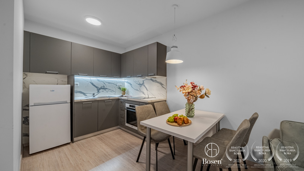 BOSEN | REZERVOVANÉ Zariadený 2 izbový byt s balkónom v novostavbe Nuppu, Ružinov