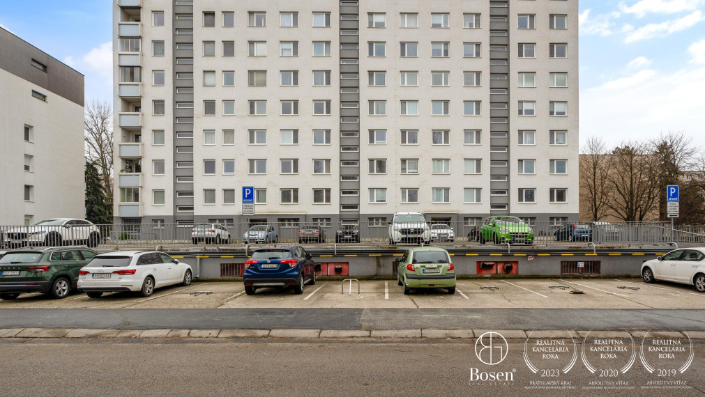 BOSEN | Na predaj 3 izbový byt Bratislava - Ružinov