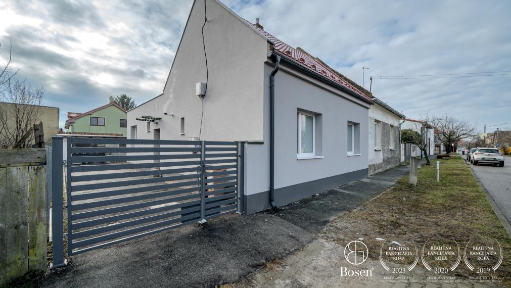 BOSEN | Prenájom 4 izbový rodinný dom s garážou, Farebná ulica, Bratislava - m.č. Ružinov - Prievoz