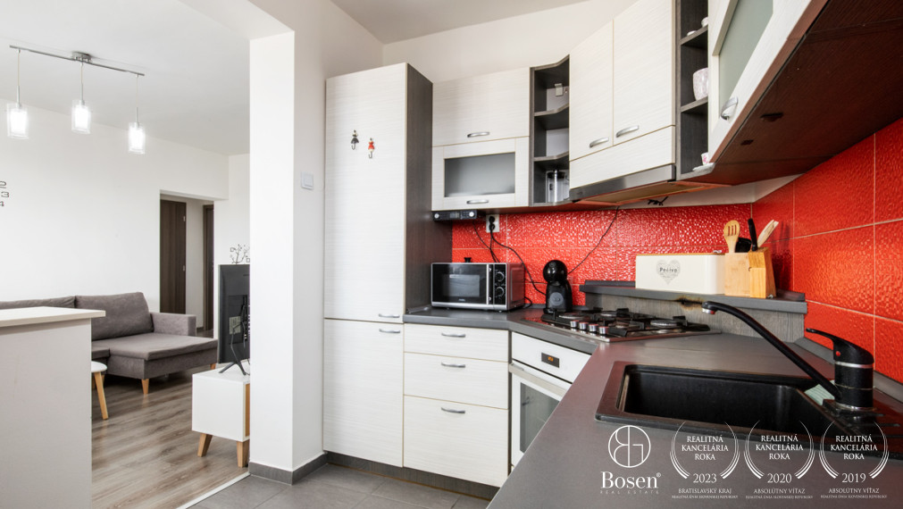 BOSEN | Na predaj 4-izbový byt na ulici Krivá, Topoľníky