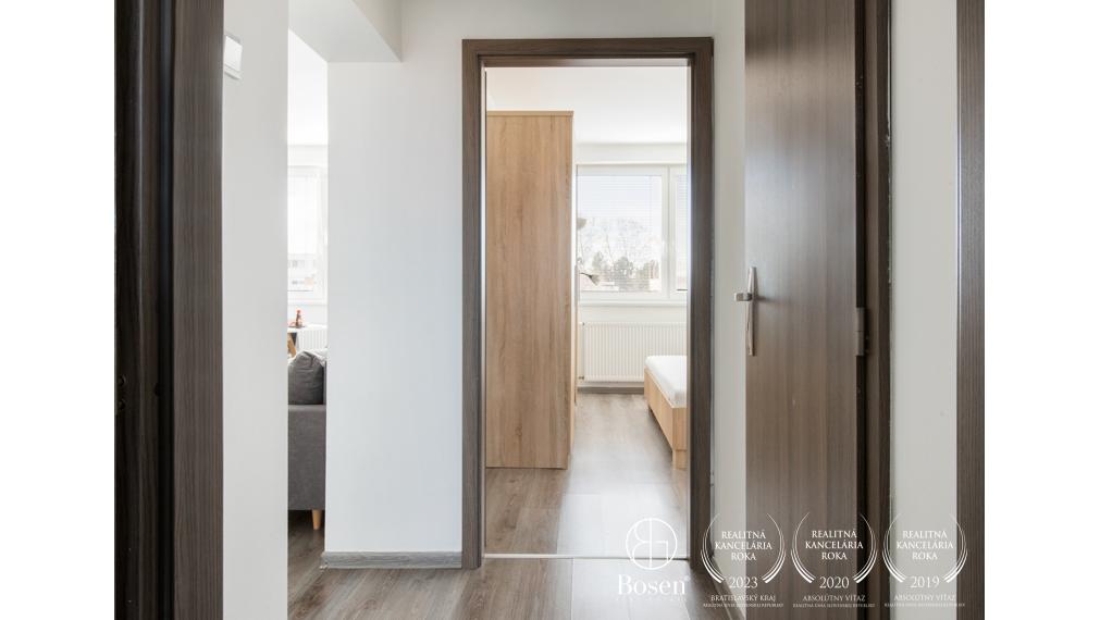 BOSEN | Na predaj 4-izbový byt na ulici Krivá, Topoľníky