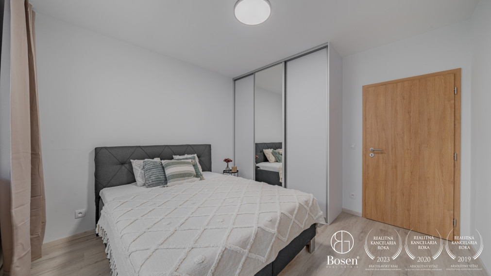 BOSEN | 2 izbový priestranný zariadený byt, Ovocné sady