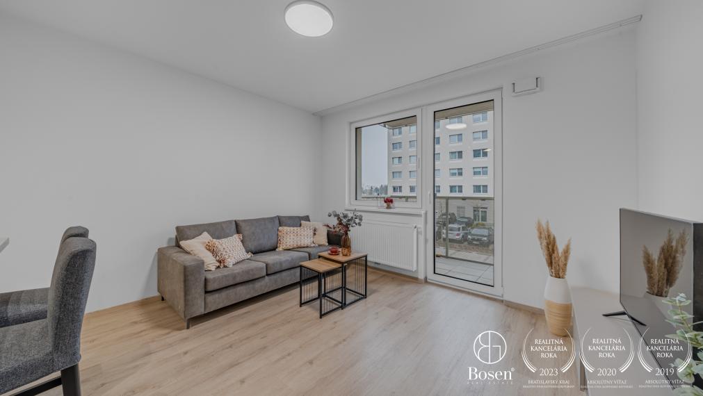 BOSEN | 2 izbový priestranný zariadený byt, Ovocné sady