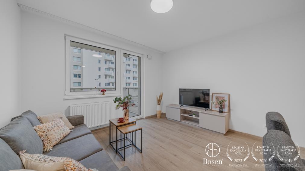 BOSEN | 2 izbový priestranný zariadený byt, Ovocné sady