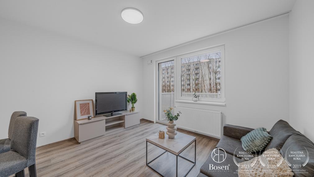 BOSEN | 2 izbový priestranný zariadený byt, Ovocné sady