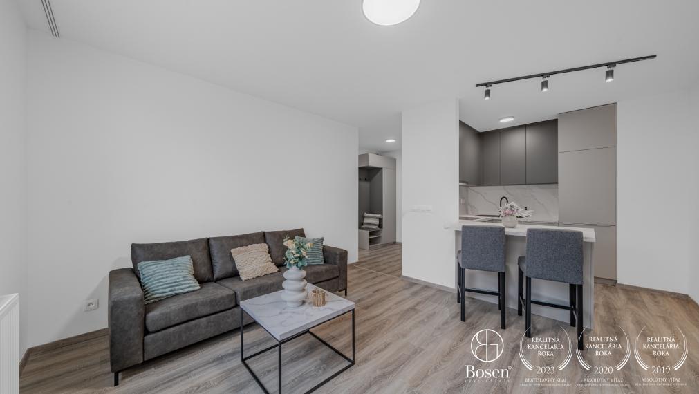 BOSEN | 2 izbový priestranný zariadený byt, Ovocné sady