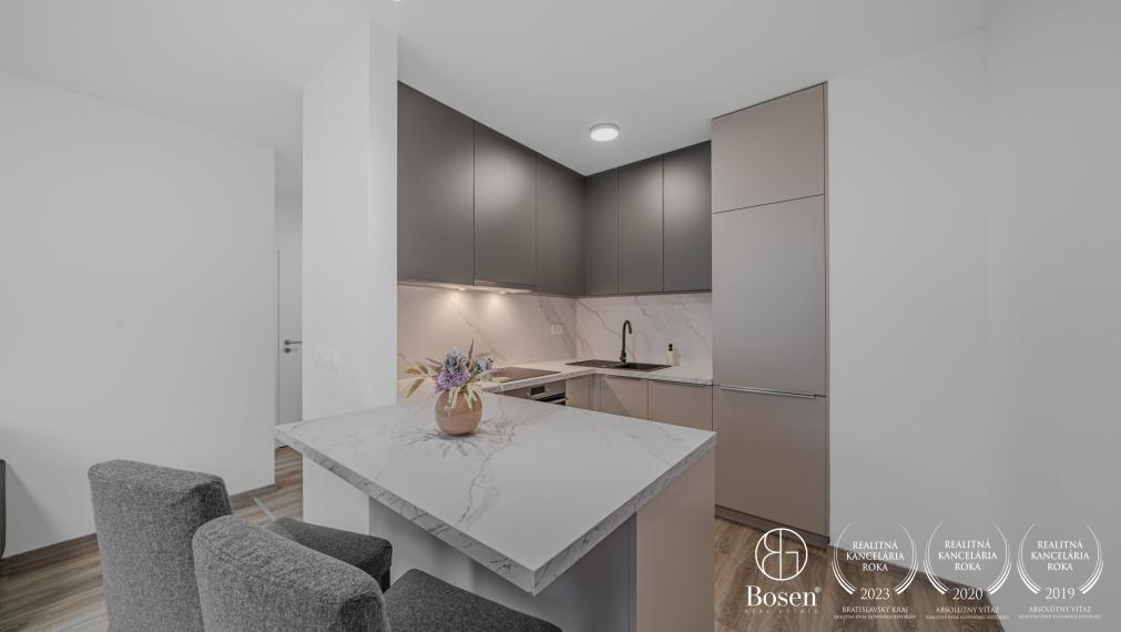 BOSEN | 2 izbový priestranný zariadený byt, Ovocné sady