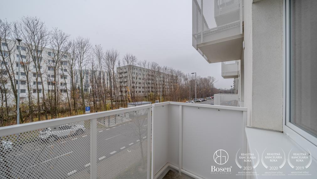 BOSEN | 2 izbový priestranný zariadený byt, Ovocné sady