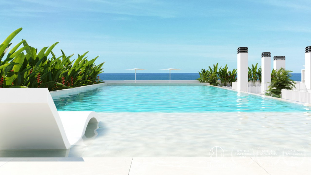 Moderný 3 izbový prímorský apartmán s bazénom