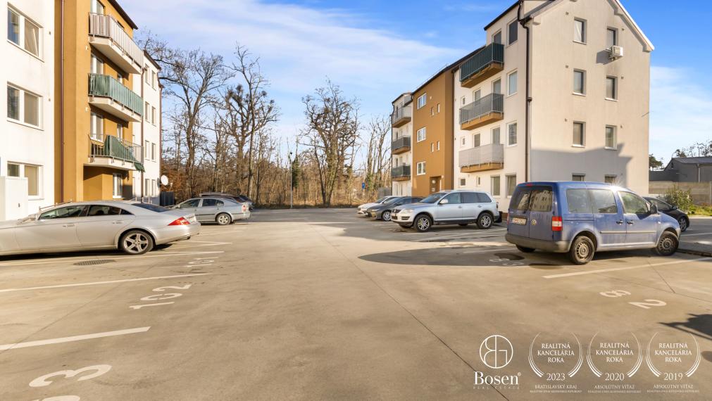 BOSEN | Rezervované!2 izbový zariadený byt s parkovacím miestom, Pezinská ul., Malacky