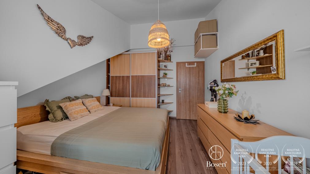 BOSEN | PREDANÉ | 3 izbový mezonet s parkovacím miestom, Svätý Jur, 92m2