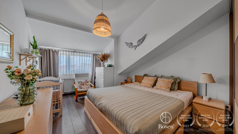 BOSEN | PREDANÉ | 3 izbový mezonet s parkovacím miestom, Svätý Jur, 92m2