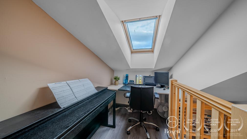 BOSEN | PREDANÉ | 3 izbový mezonet s parkovacím miestom, Svätý Jur, 92m2