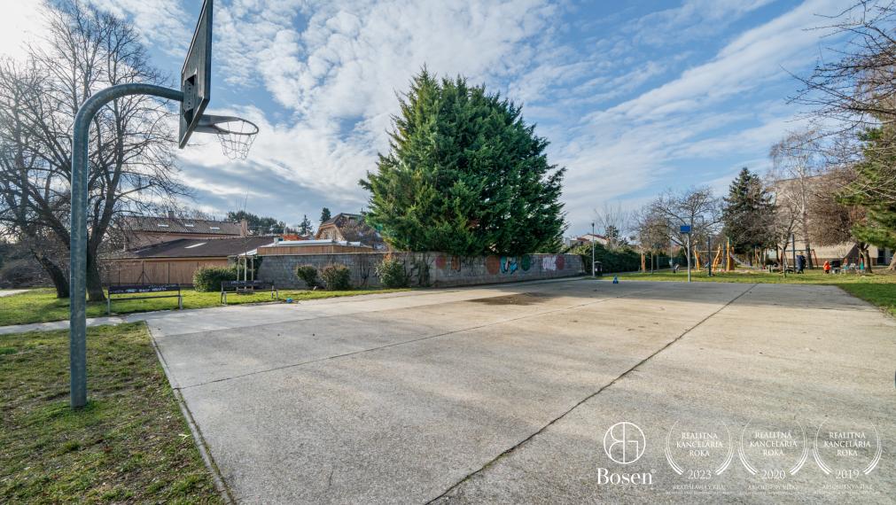 PREDANÉ - BOSEN | 2 izbový byt s balkónom, 53 m2, Mierová – Ružinov